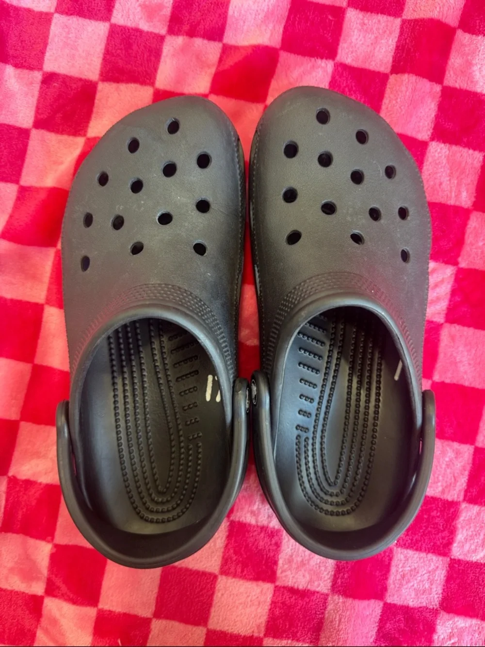 Crocs Classic Black Clogs - Picture 3 of 6